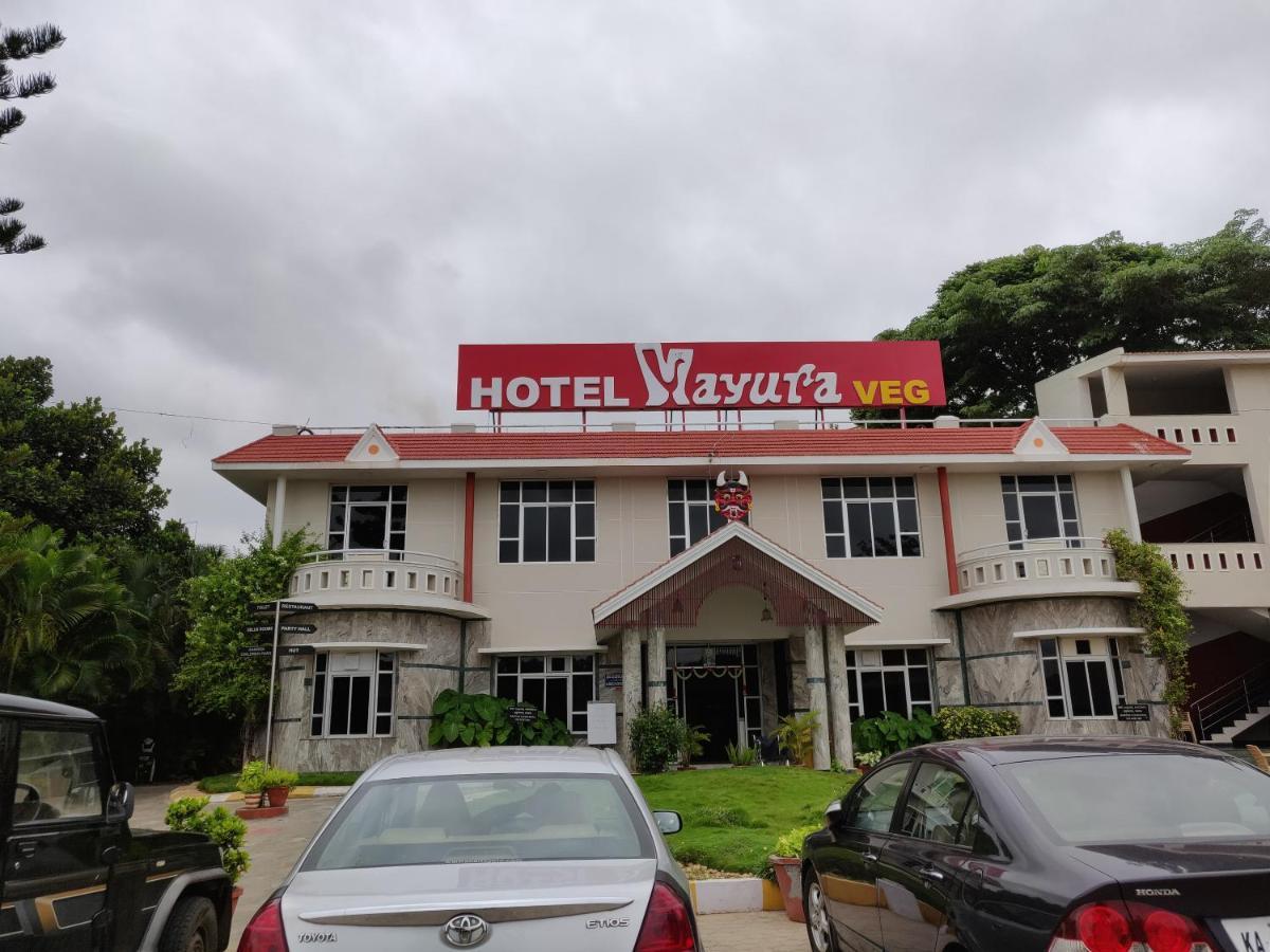 Hotel Mayura Nelligere Ngoại thất bức ảnh